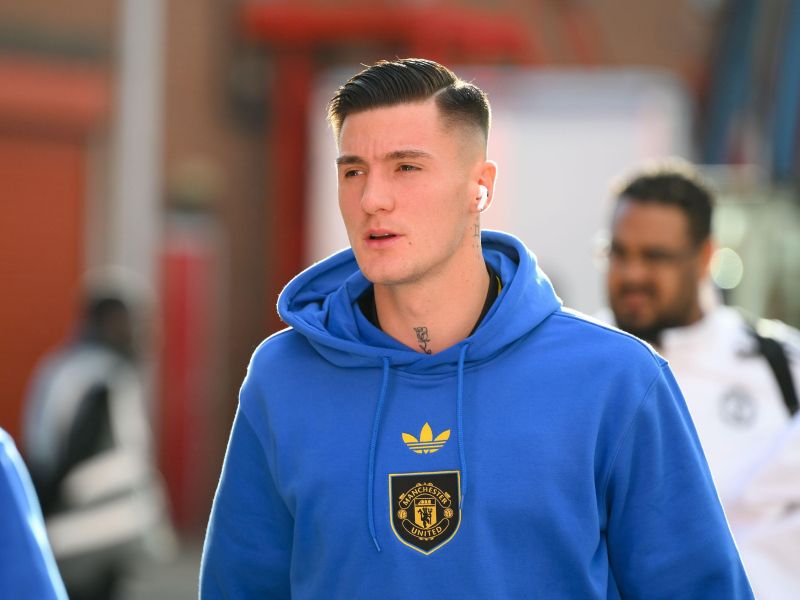 Ta skrivni posnetek Šeška, ki hudo šepa po poškodbi, skrbi navijače (video)