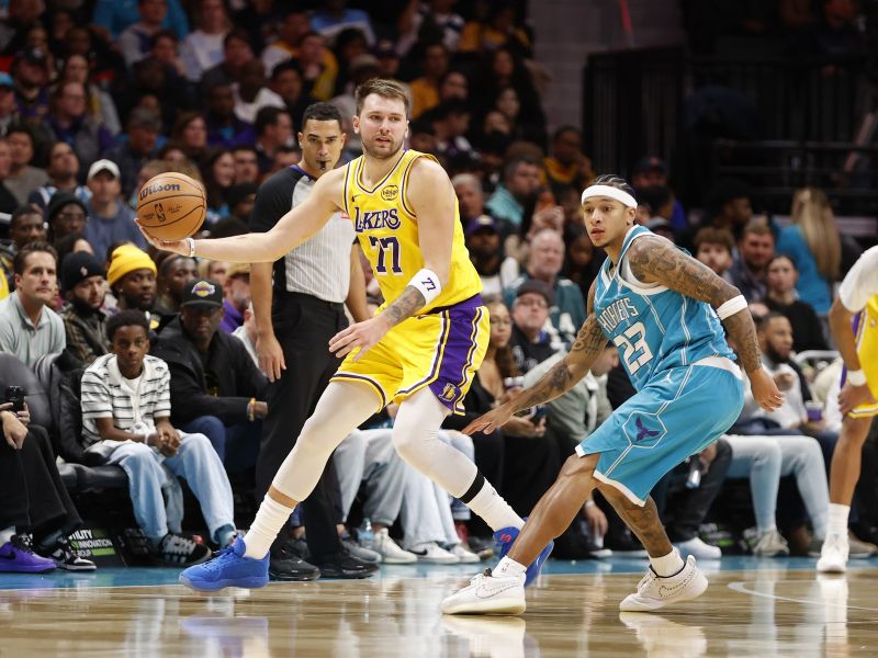 Dončić zabijal in čaral, Lakersi pa znova poslali glasno sporočilo (video)