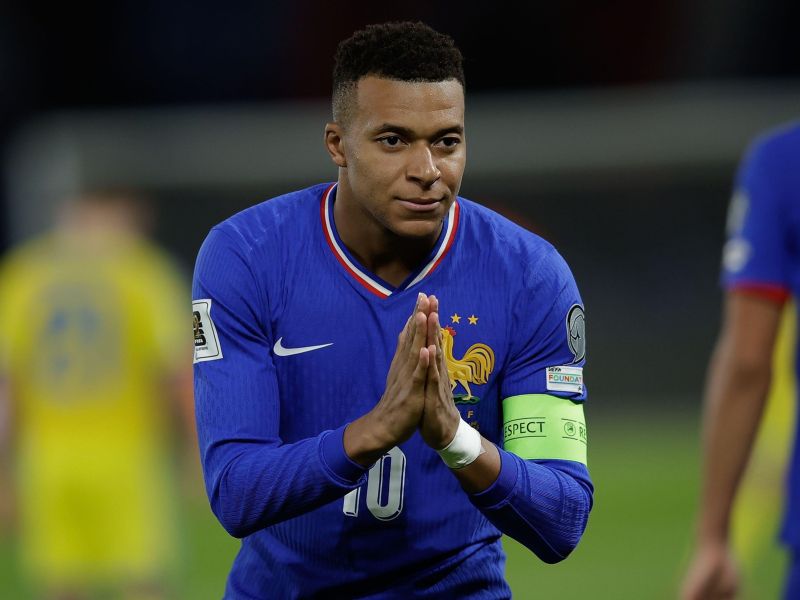 Poškodovani Mbappe zapustil Francijo in se vrnil k Realu, glejte, kaj sledi