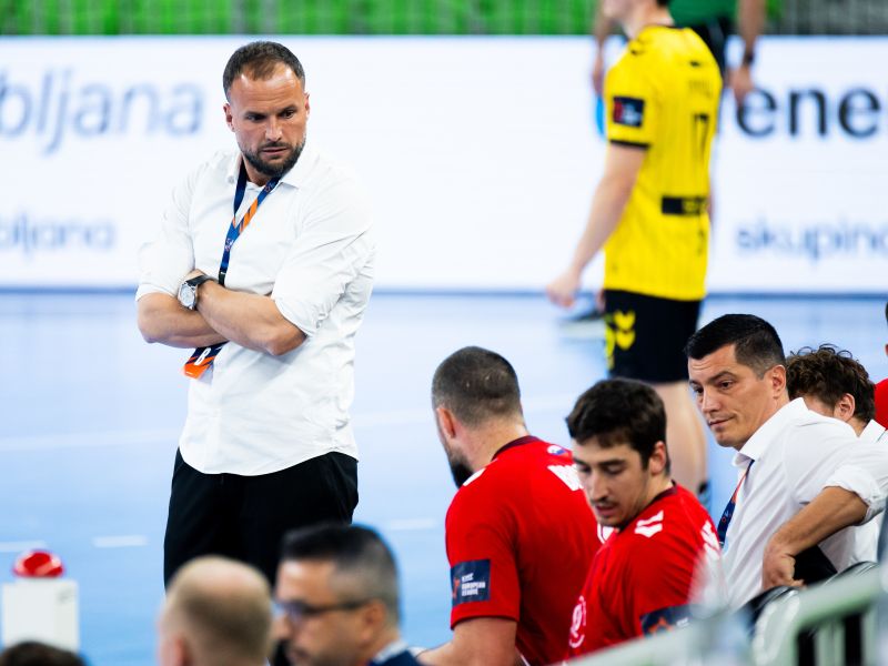 Dnevi reševanja časti slovenskega rokometa - Daleč, daleč je za naju pomlad