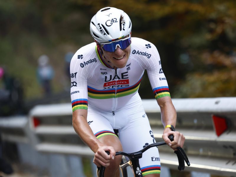 Tadej je skrival, da je … Pogačarjev oče osupnil z razkritjem, ki odmeva