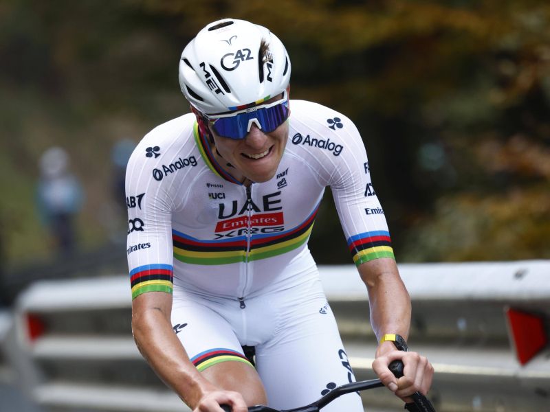 Pogačarjev telesni stražar, to je on? Noro, kje in kako ju je ujela kamera