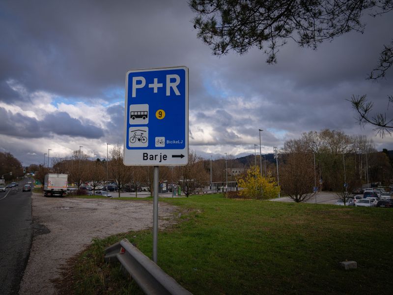 Ženska po izletu v Ljubljani ni našla svojega avtomobila na parkirišču P+R