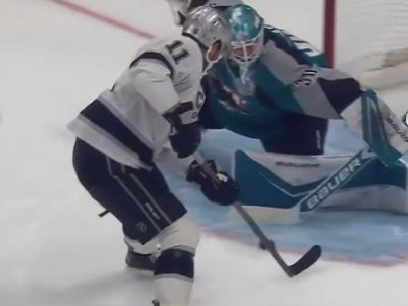 Kralj Kopitar: Nora akcija in zadetek za prste polizat, glejte to (video)