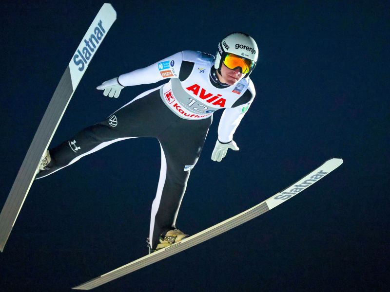 Prevc z najdaljšim skokom, tole diši po nečem sijajnem