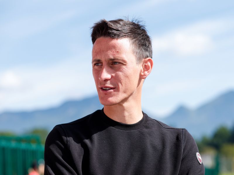 V Sloveniji skrivaj zrasel raj za skakalce: Peter Prevc bdel nad gradnjo