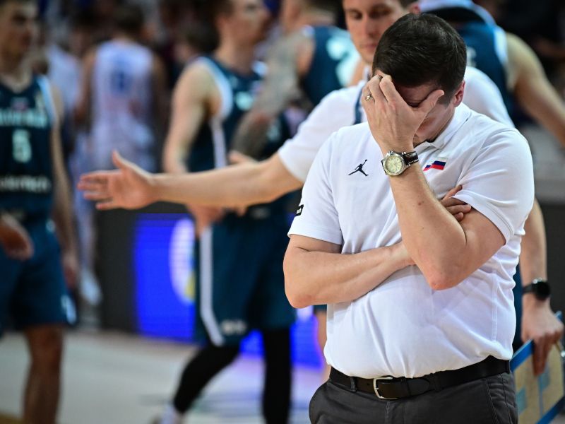 Sekulić vzel mikrofon in javil obupno novico - Slovenija ostala brez vodje