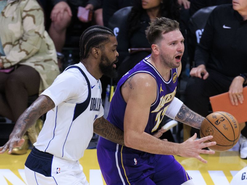 Dončić dosegel koš za Dallas, ta akcija v LA postala posmeh - Mavericksov