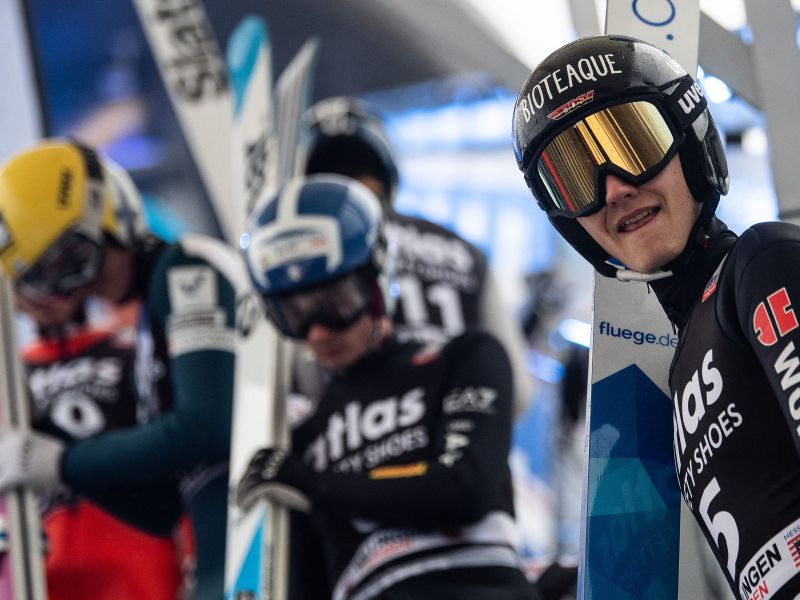 Nočna mora v skokih: Nova huda poškodba križnih vezi, sezona zanj končana