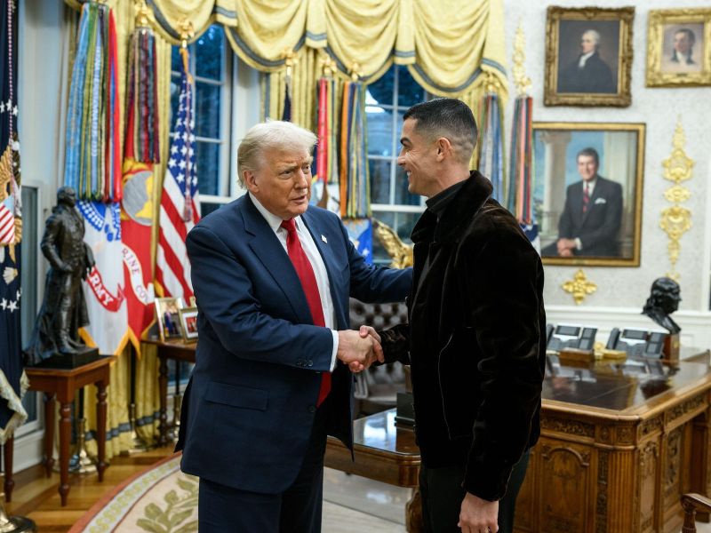 Noro, kaj se je Ronaldu zgodilo po druženju s Trumpom, oboževalci ogorčeni