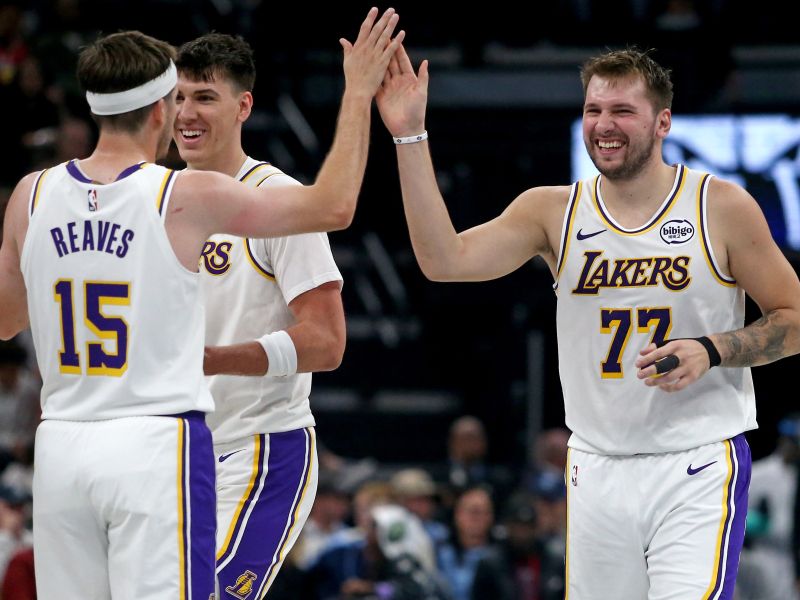 Luka poje v bendu Lakersov - izbor pesmi jasen, ob tem priznava: To sem jaz