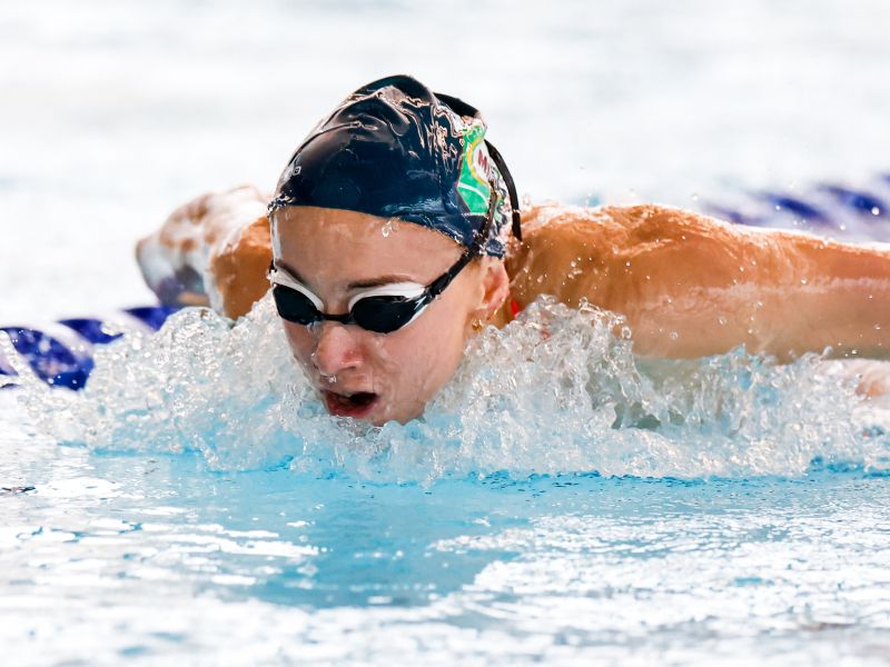 Neža Klančar trikrat izboljšala rekord in napovedala kolajno