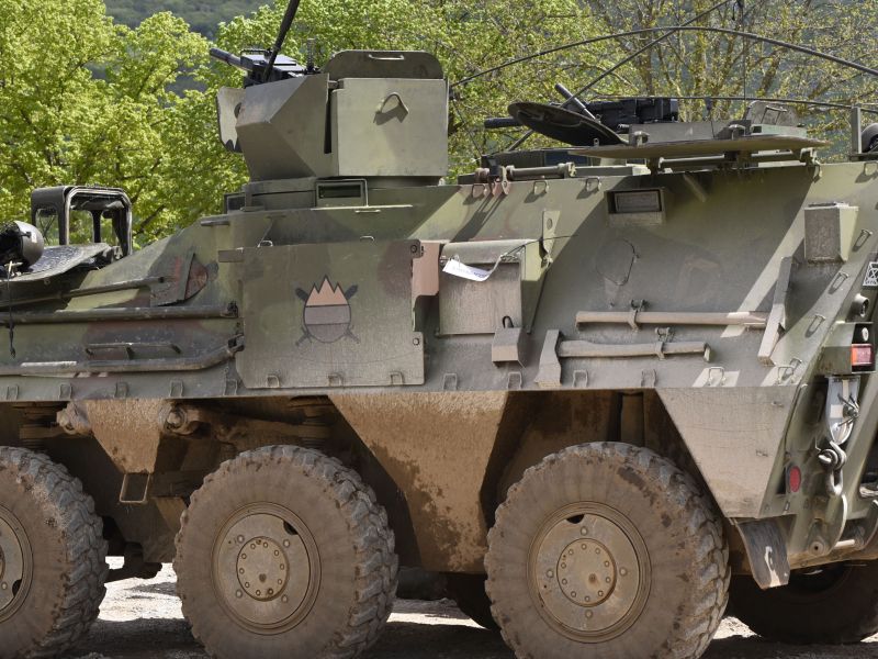 Nesreča vojaškega vozila pri Pesnici, pet vojakov v bolnišnici