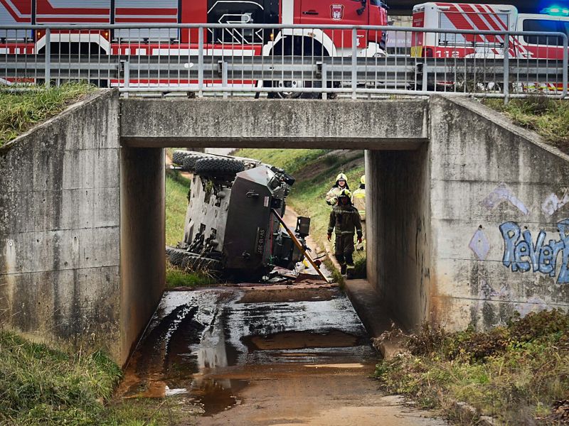 Vsi poškodovani vojaki po nesreči v Pesnici so že v domači oskrbi, vzrok nesreče še ni znan.
