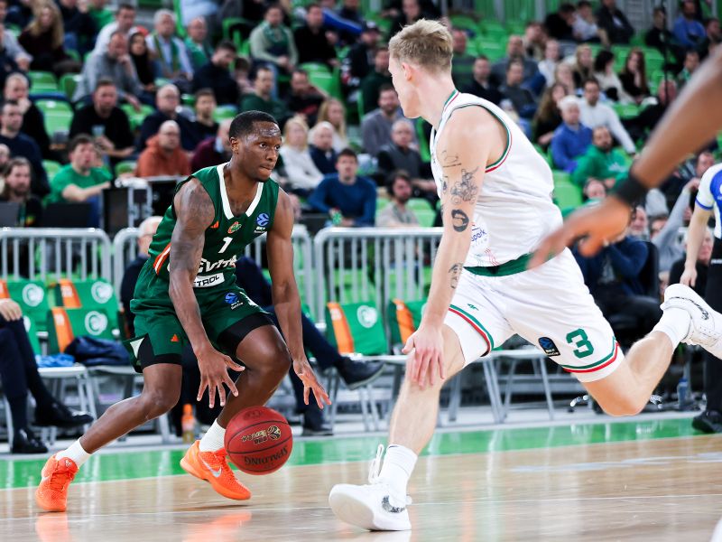 Zmaji še naprej meljejo tekmece, Poljaki Ljubljano zapustili na kolenih