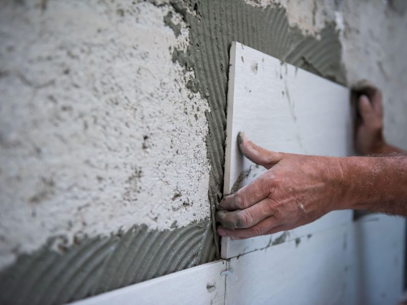 Spoznajte pasti pri menjavi kuhinjskih ploščic, ni tako preprosto