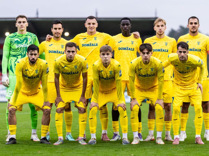 Protest igralcev Domžal: Na začetku tekme s Koprom so storili tole (video)