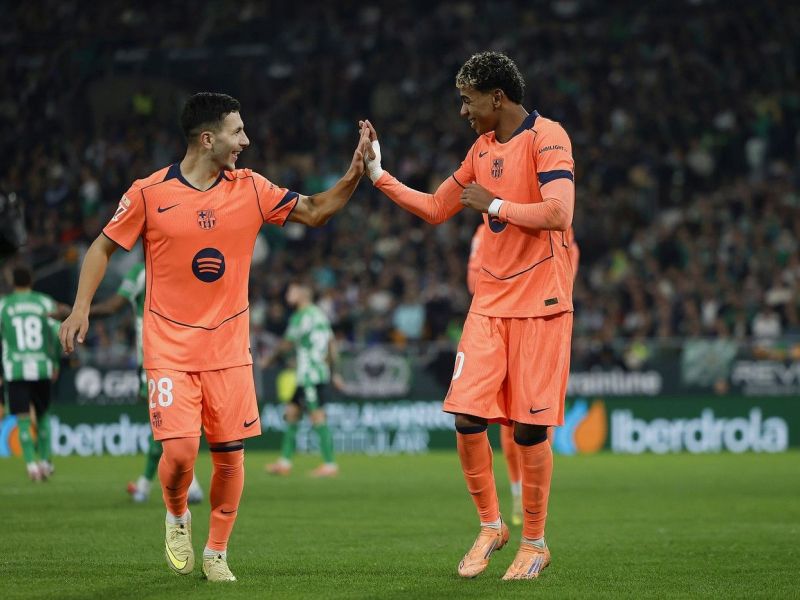 Barcelona s tremi goli Torresa strla Betis