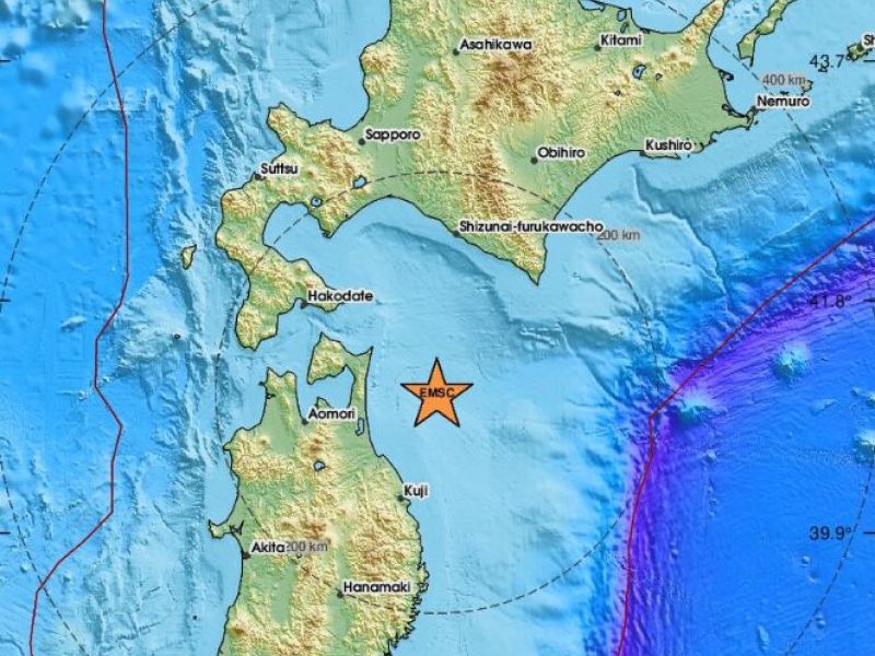 Treslo se je do Tokia, opozorilo pred cunamijem