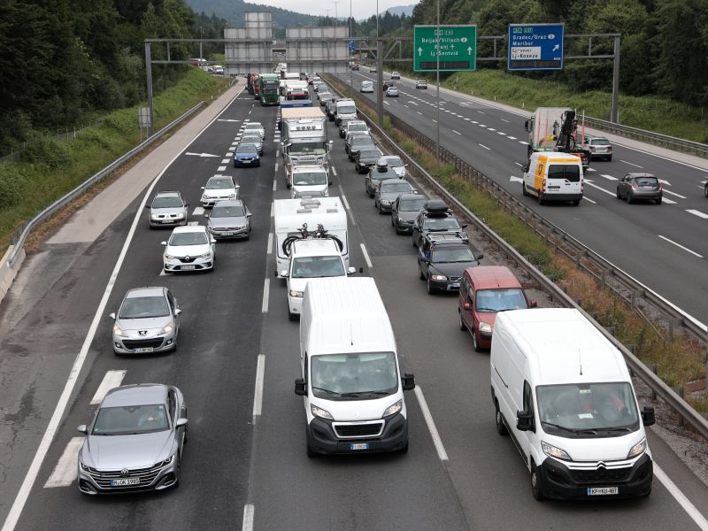 Preverite kje bodo avtoceste zaradi vzdrževalnih del konec tedna zaprte