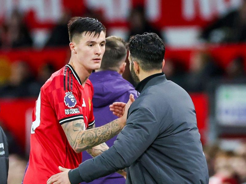 Bo Šeško rešil Amorima? Iz Anglije dobre vesti pred težkimi tedni za United