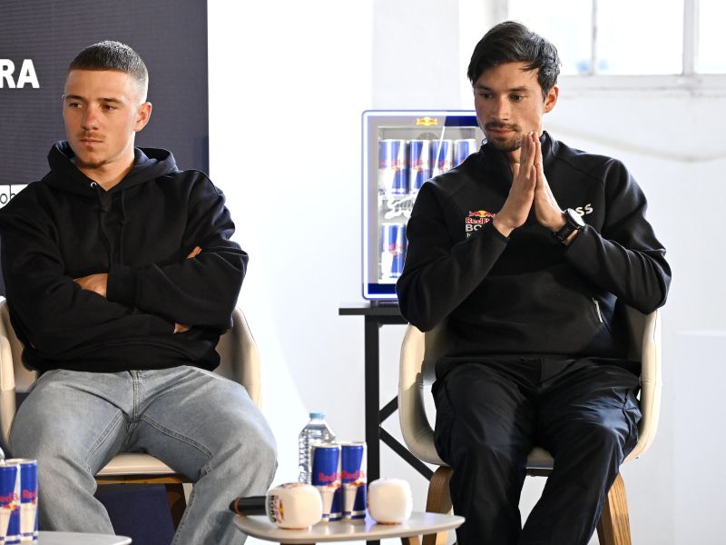 Kar je Rogliču naredil Remco, ko je Slovenec ostal brez Toura, dviga prah