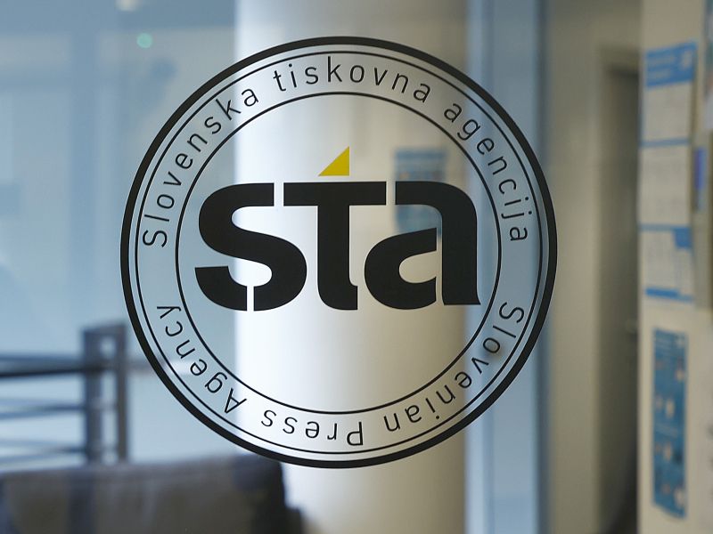 Ministrica Vrečko: Na STA ne bo več mogoče izvajati političnih pritiskov