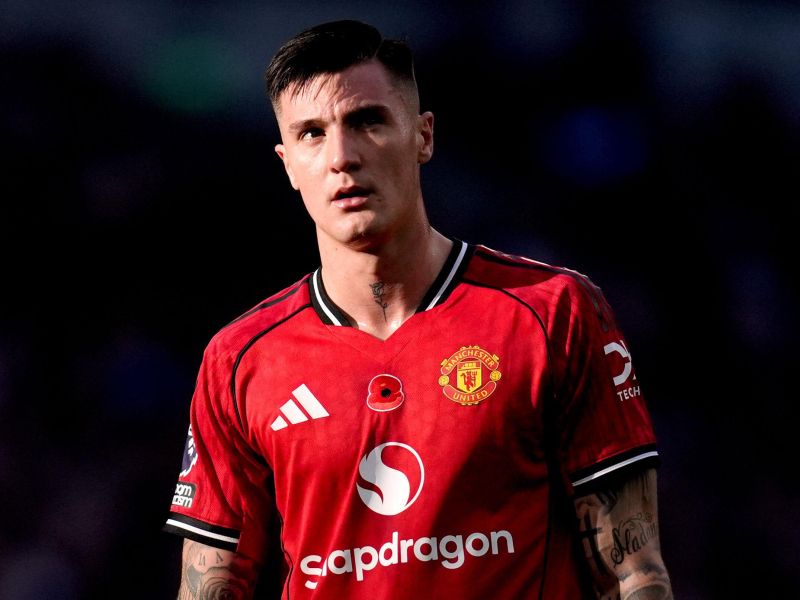 Šeško v središču pozornosti velikana, takega zanimanja za Slovenca pa še ne