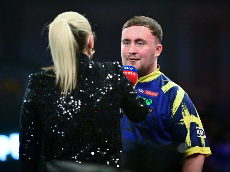 Noro, kaj se je svetovnemu prvaku zgodilo med intervjujem: Napadla ga je …