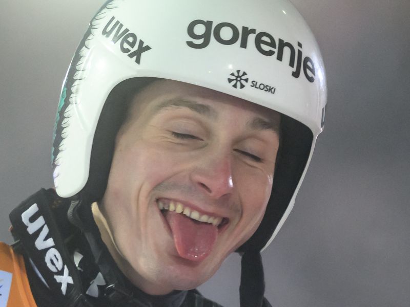 Domen Prevc je neuničljiv: Japonca sta postavila nor izziv, odgovor osupne