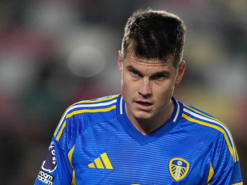 Bijol zakuhal težave za Leeds - Slovenec je lahko le zmajeval z glavo