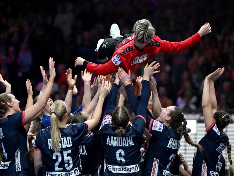 Norveške rokometašice v Rotterdamu do petega naslova svetovnih prvakinj