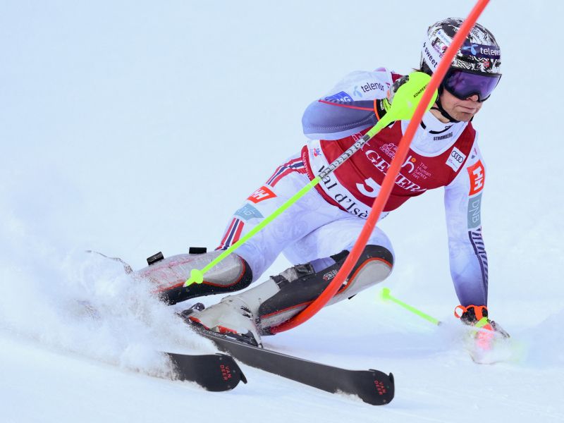 Spet črna pika za Slovenijo, Norvežan pa s peto v kariero vrgel rokavico