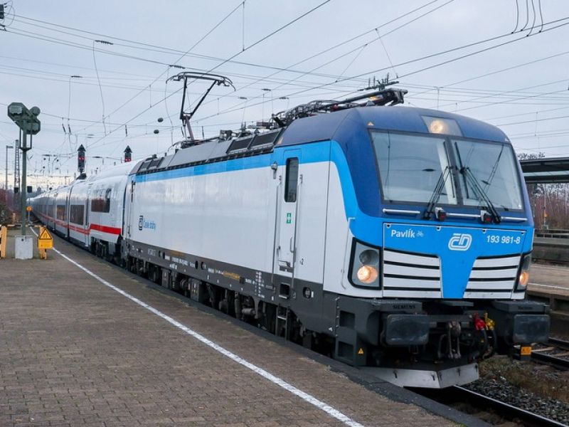 Poglejte nove lokomotive Slovenskih železnic