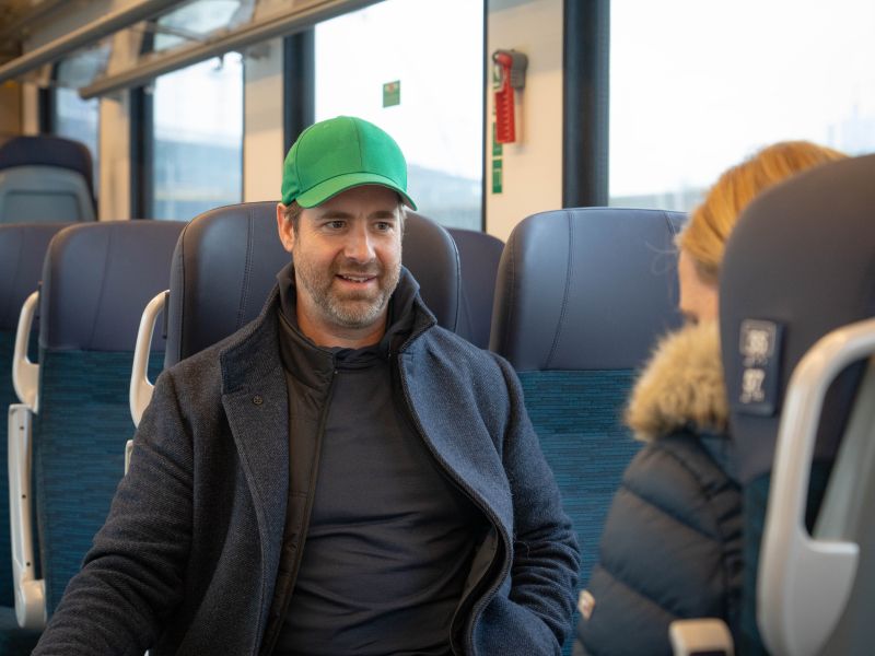 Trenerju Olimpije pretila nora zalezovalka: 'Izsledila je tudi moje bivše'