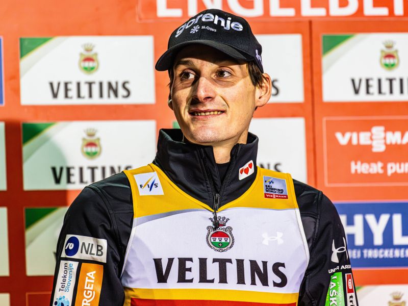 Domen Prevc prvi po prvi seriji, ali to že pomeni končno zmago?