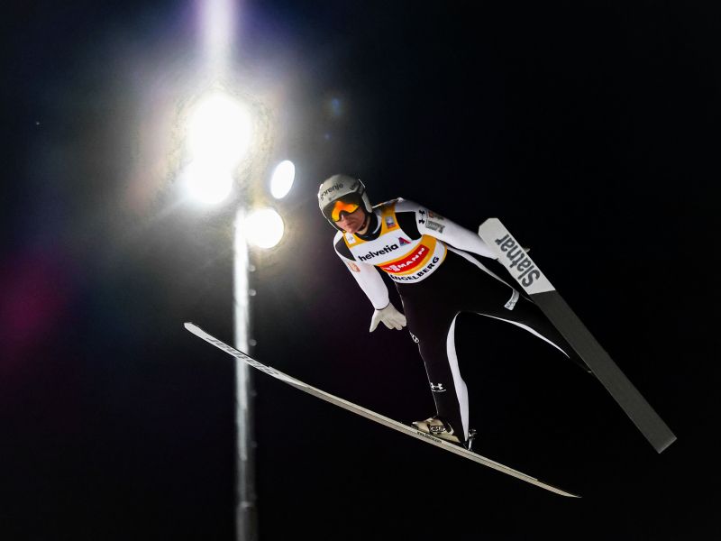 Prevc se je spogledoval z zgodovino, na koncu pa ... Drama v Engelbergu