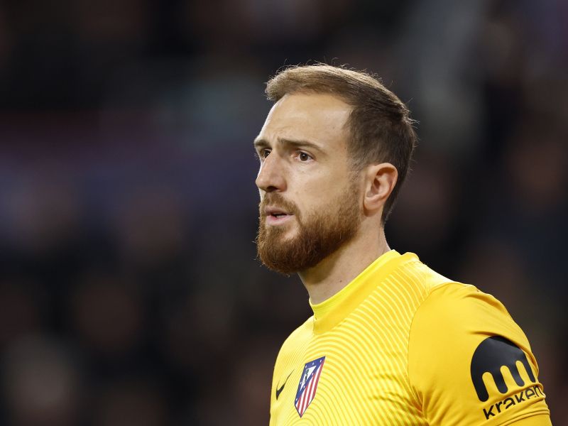 Oblak in Olga takole očarala, par za njegov božič žari kot še nikoli (foto)