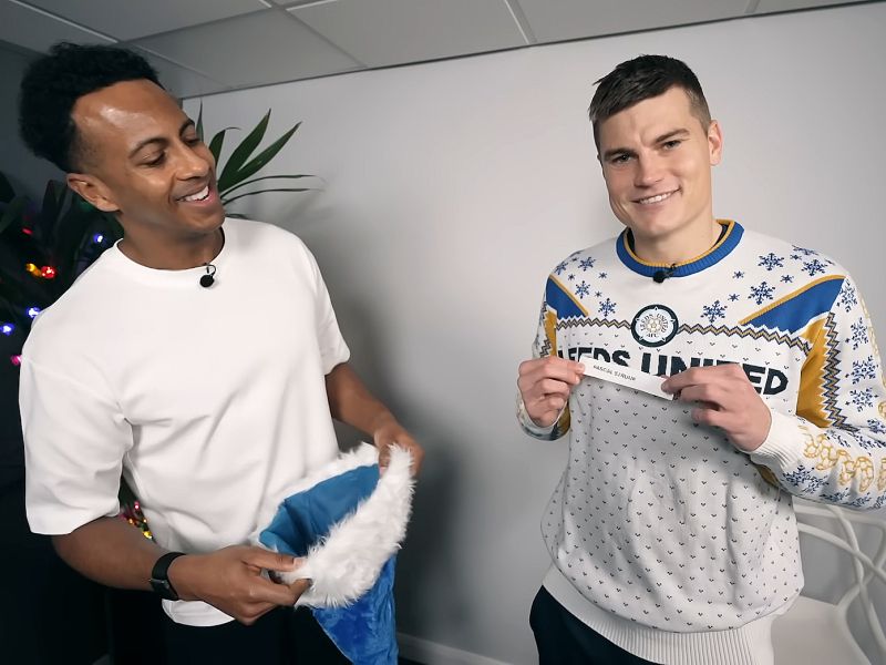 Bijol je skrivni božiček, usoda se je poigrala, darilo pa hit (video)