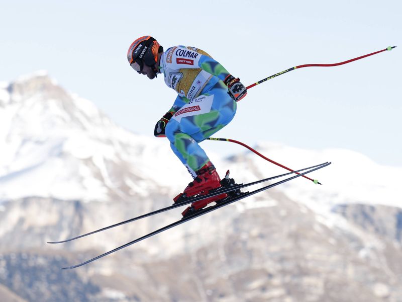 Nov boleč dan za slovensko smučanje - Hrobat se je hitro prijel za glavo