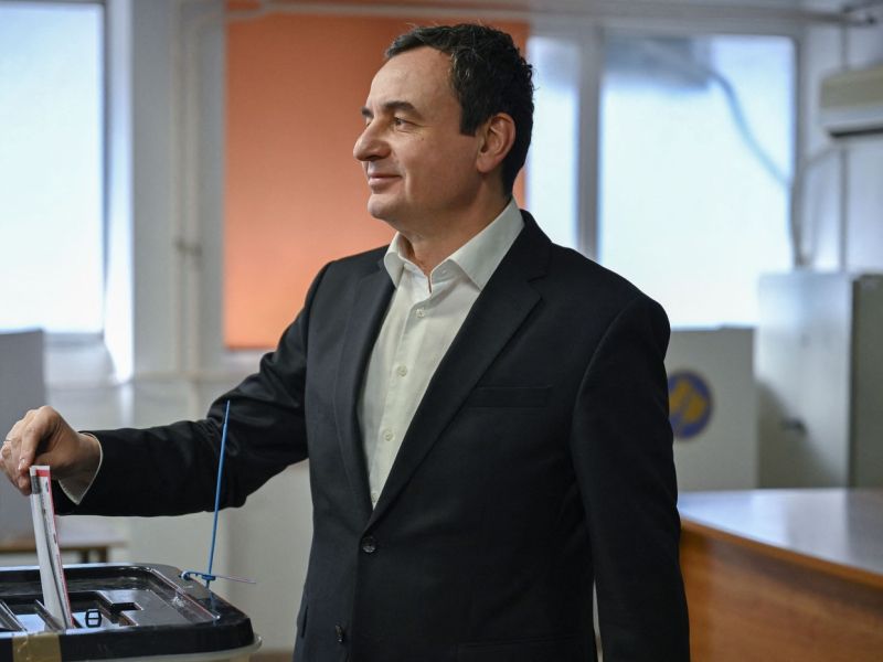 Bo Kurti tokrat dobil na svojo stran dovolj poslancev?