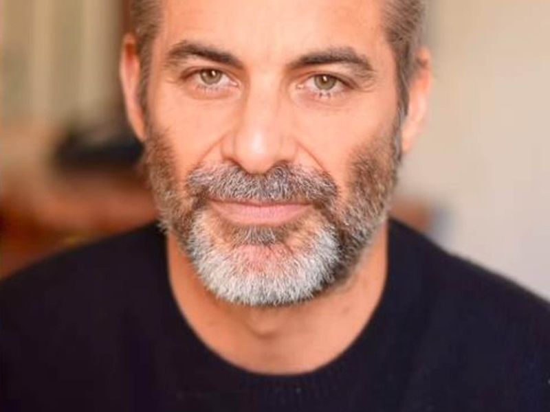 Pet stavkov Jima Curtisa, ki vabijo k novoletni samorefleksiji