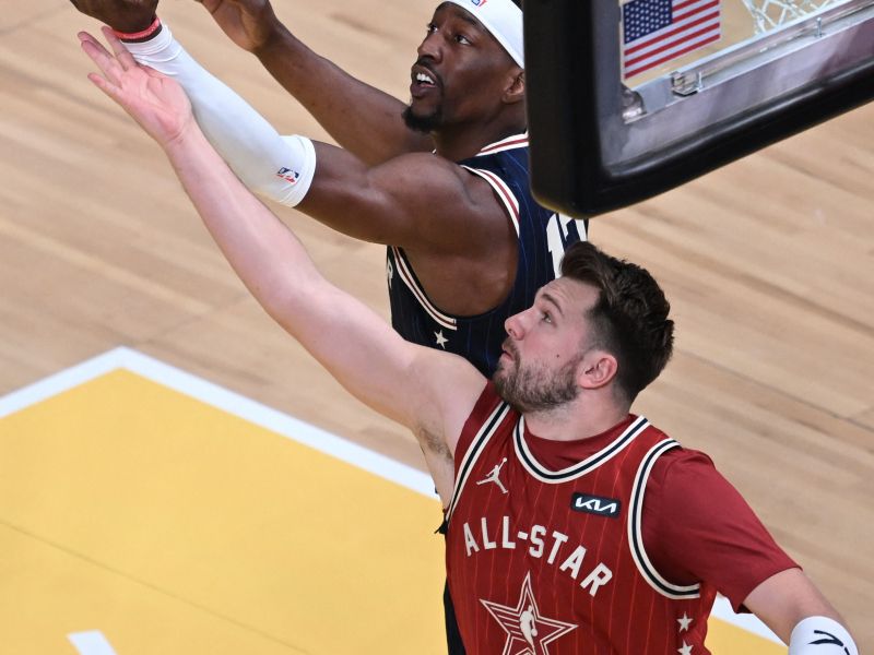 Koga želijo navijači na tekmi zvezd? Luko!