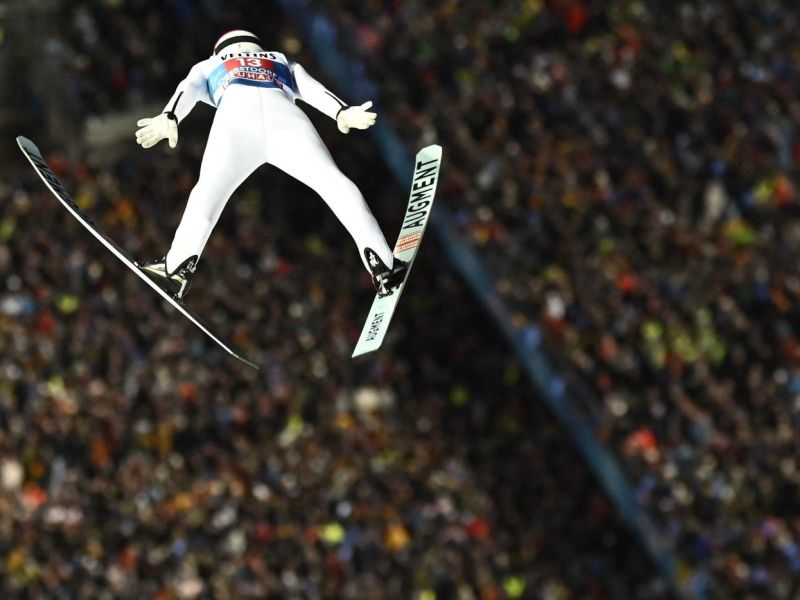 Je avstrijski zvezdnik res goljufal? Hude obtožbe sredi novoletne turneje