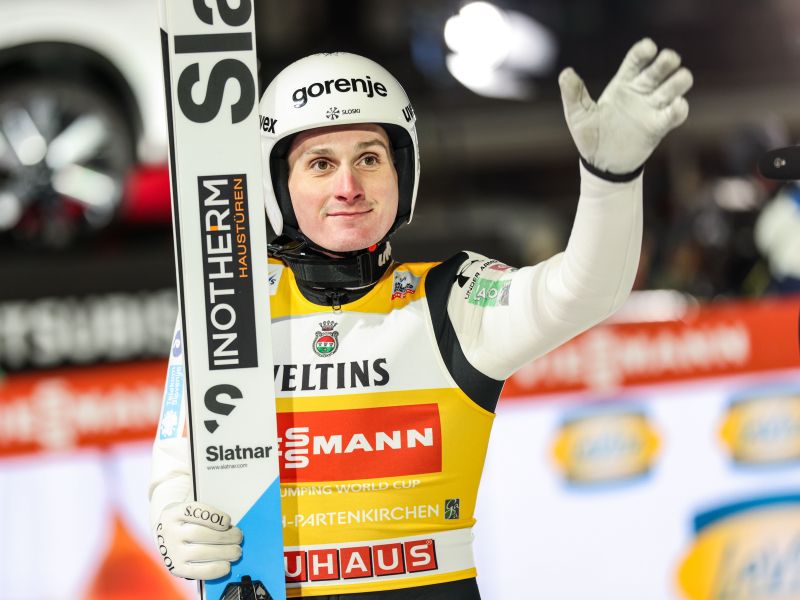 Sreča in žalost v prvi seriji, Domen najboljši, konec turneje za Zajca