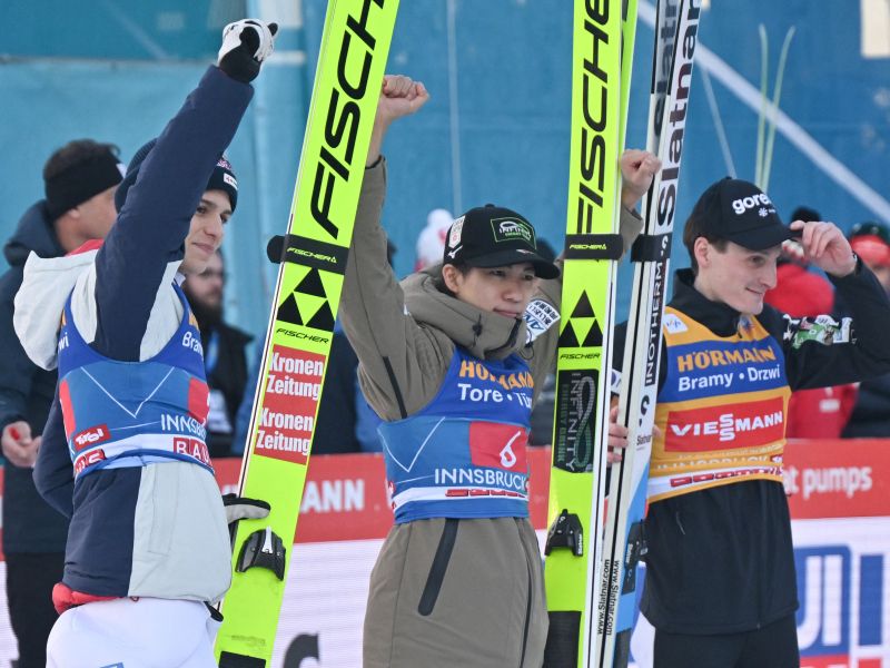 Kar je Prevc naredil Japoncu po zmagi, odmeva po vsej Avstriji