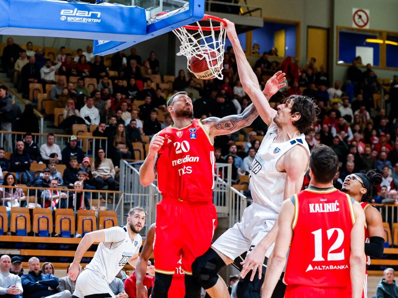 Boban in druščina navduševali poln Tivoli - Zvezdo dolgo mučili, potem tole