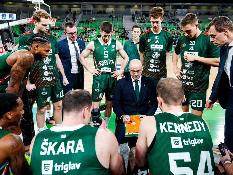 Hude Olimpijine težave pred ključnimi tekmami, vodstvo kluba na potezi