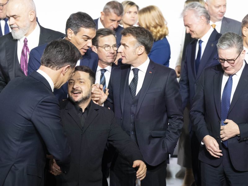 V Ukrajino francoski in britanski vojaki, ne pa tudi nemški in italijanski