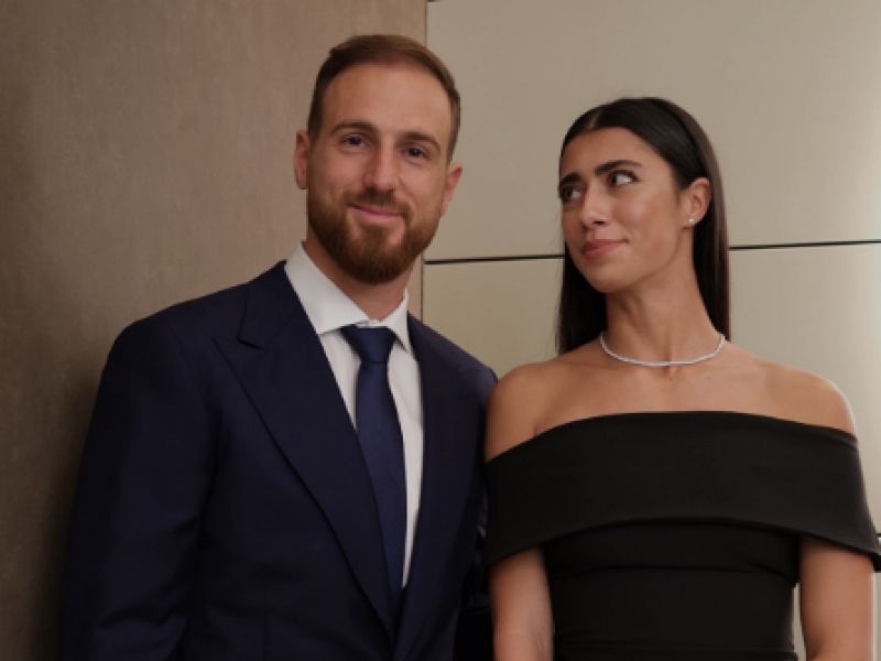 Kaj se dogaja z izbranko Jana Oblaka? Srbi so zaradi tega v velikih skrbeh